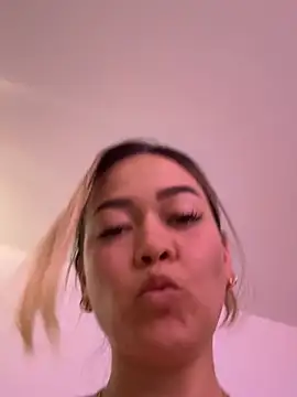 Danielavegax Live Web Cam Show