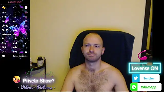 RealManHaveHairy webcam