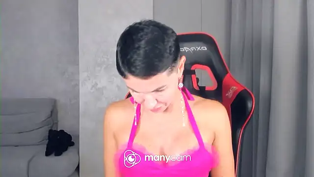 Angel_iam webcam