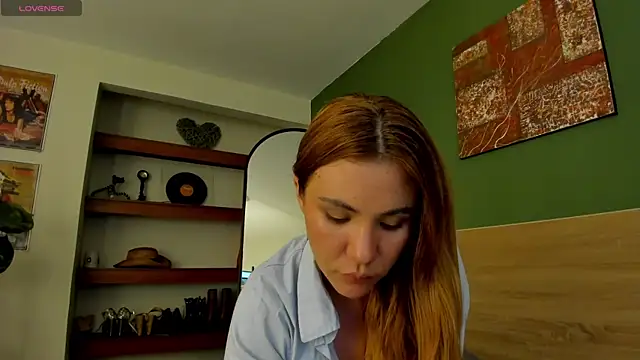 _zoe_3 webcam