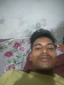 nude_boy12 webcam