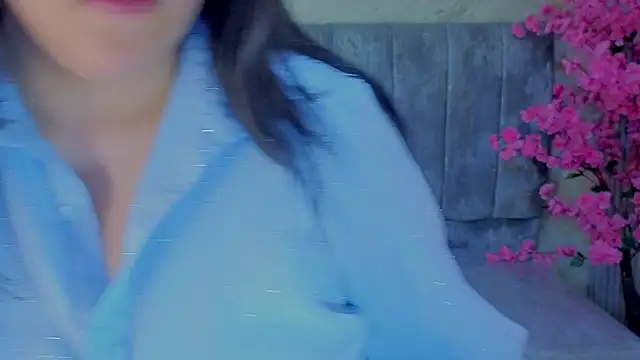 Victoriaa_s webcam