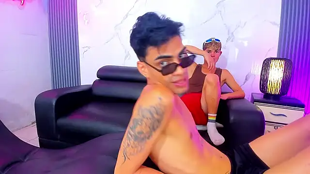 Latin_twink_lyam1 webcam