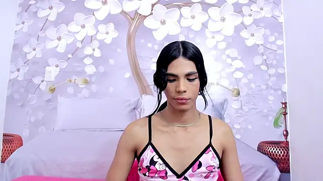 Luluu_08 webcam