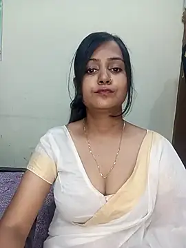 Miss-Riyasingh webcam