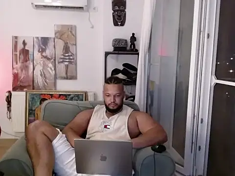 1LordKingsley webcam
