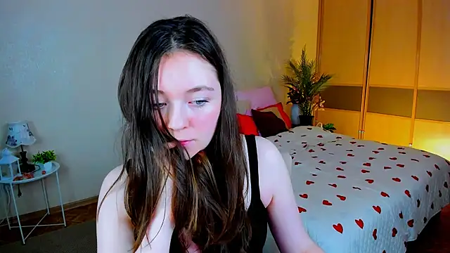 AlluringLookk webcam