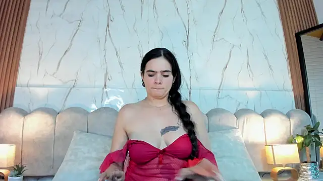 Samantha_Fiire webcam