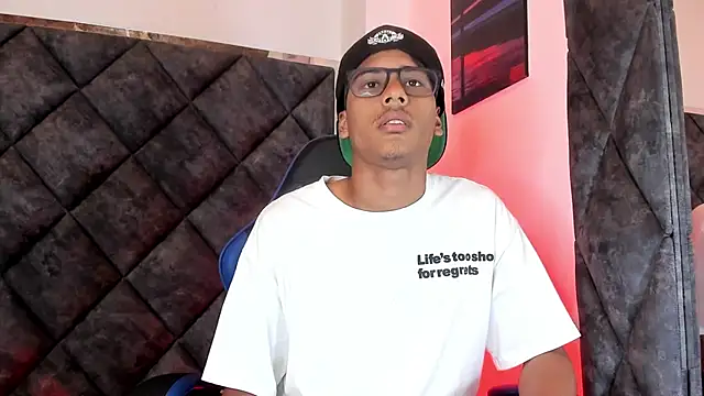 LiamKron webcam