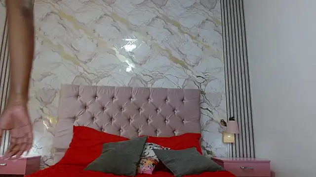 Mia_Hiills webcam