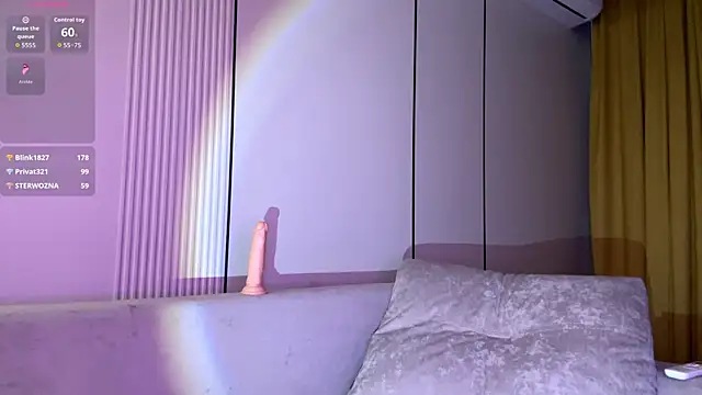very_hot_japanese_girl webcam
