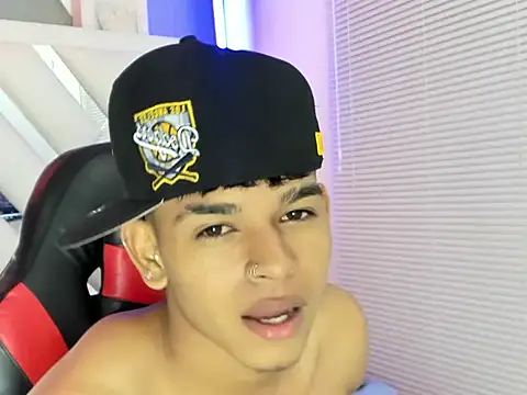 nova_mitchell7 webcam