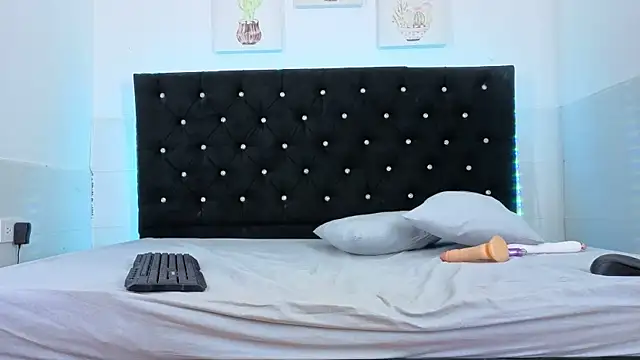 SkylerRose3 webcam