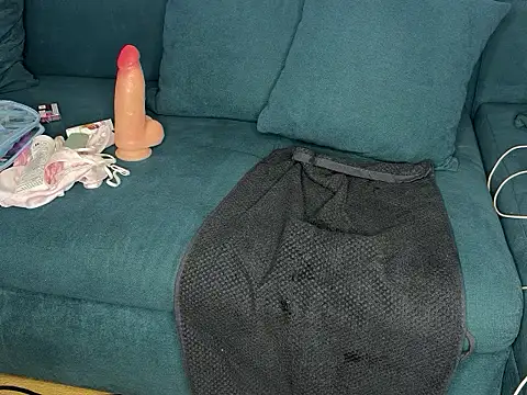 brunettemilf01 webcam