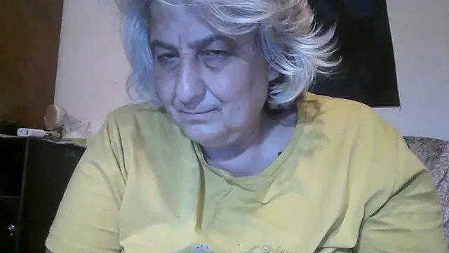 ExquisiteMature webcam