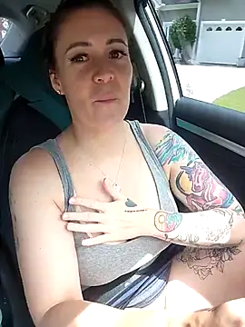 HollyTattoo webcam