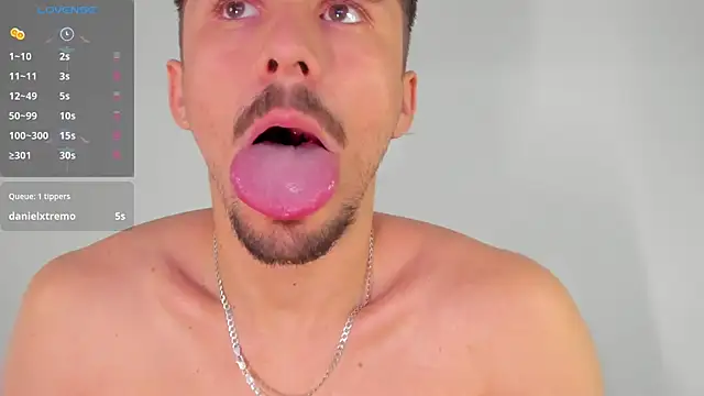 AXEL_OWEN webcam