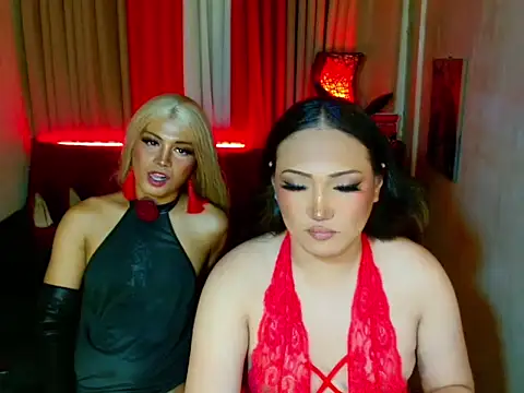 Phenomenal_Shemale webcam