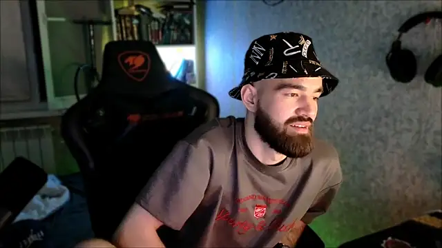 _Serious_Man webcam