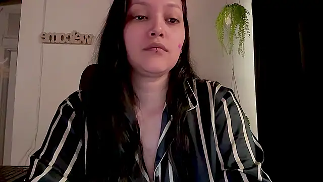 MarcellaGriffin webcam