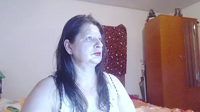 ExtasyMature webcam