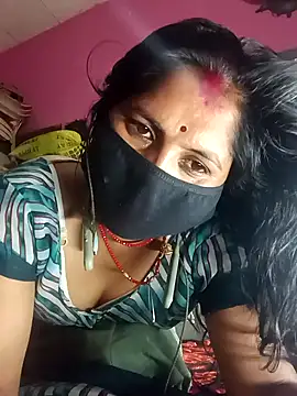 Cutleun2 live cam on StripChat
