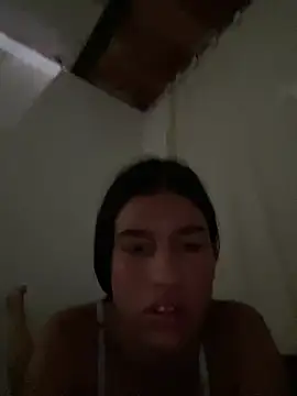 NahomiMoom webcam