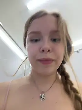 Liza_risky Live Web Cam Show