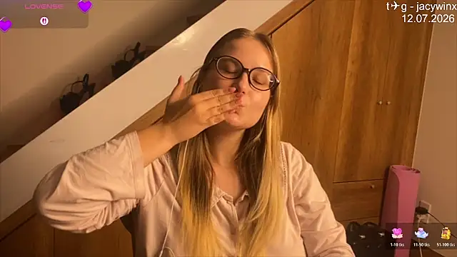 JacyWinslat webcam
