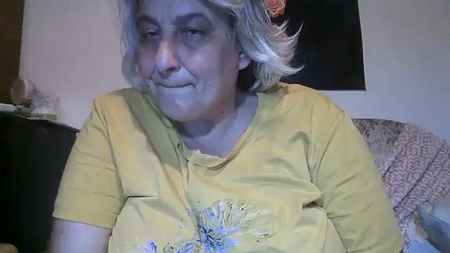 ExquisiteMature webcam