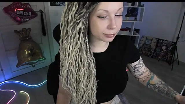 HoneySallyMoore webcam