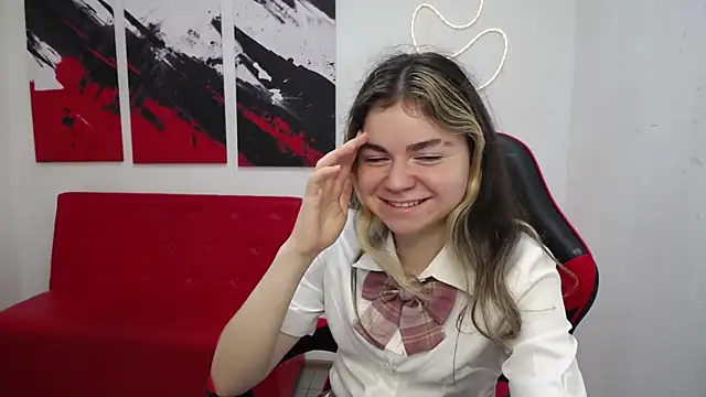 TinaRedly webcam