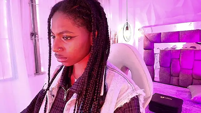 Queen_perla_ webcam