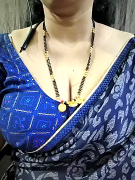 bhuvana_555 webcam