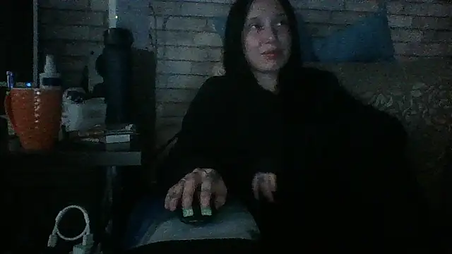 RussNocturnal webcam