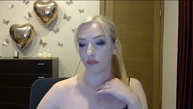 Wild_Silk_Desire live cam on StripChat