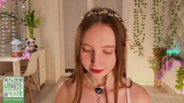 ElfredaTupy webcam