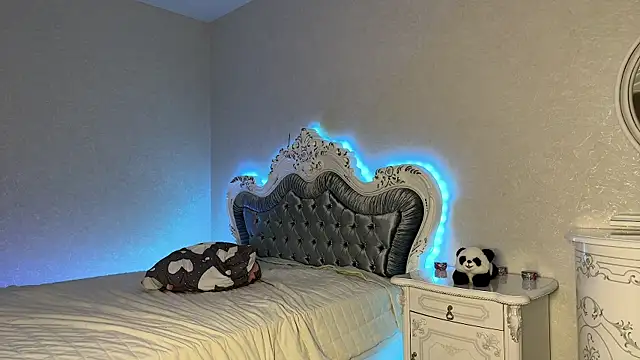 Jessica1West webcam