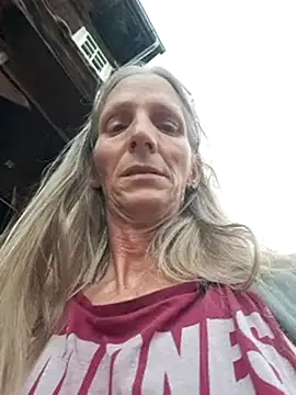 Cheryl_F webcam