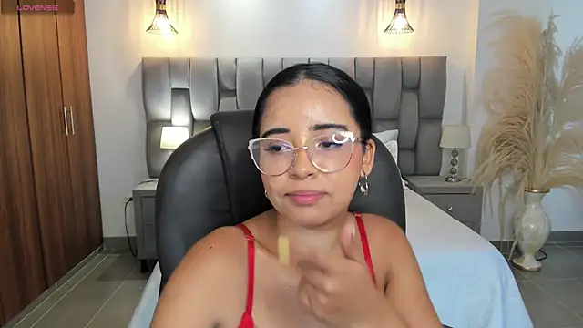alana_martiins webcam