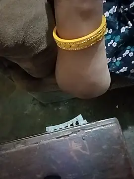 Simran_008 webcam