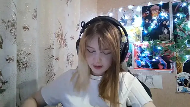 MilaTyan webcam
