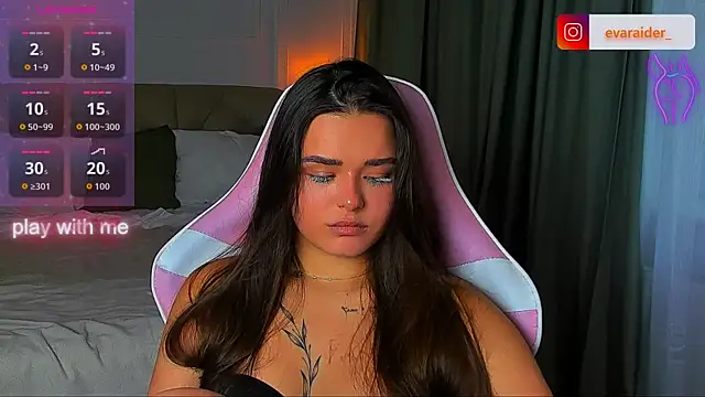 EvaRaider webcam
