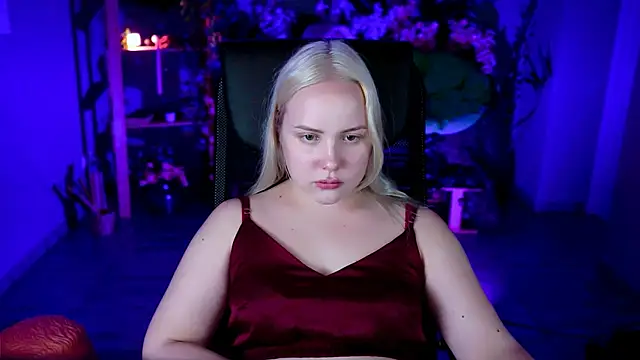 stellawatts webcam