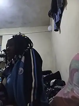Emmashir1 webcam