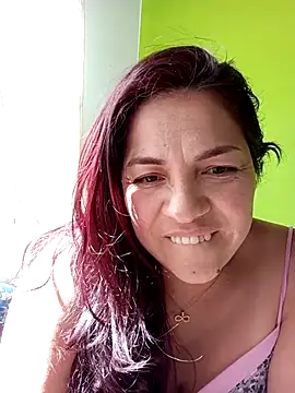 SalmaParis_Lm webcam