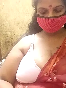 Poojitha-Queen webcam