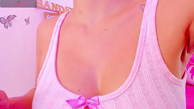 EmillySanders webcam