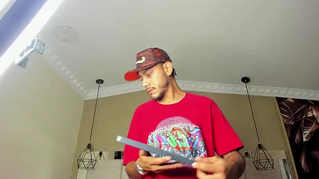 Boss_Domiinator webcam