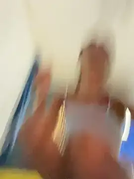 VickyM99 webcam
